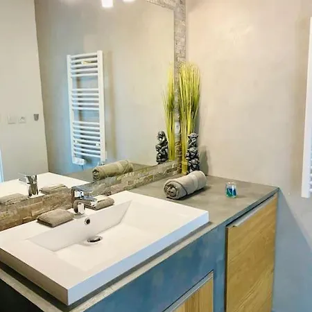 Apartament Marcenac - T2 En Residence, Clim, Parking, Terrasse
