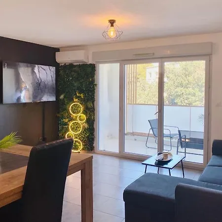 Marcenac - T2 En Residence, Clim, Parking, Terrasse *